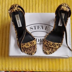 Steve madden leopard heels